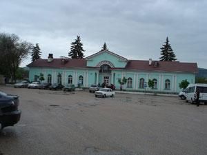 У Криму евакуювали вокзал