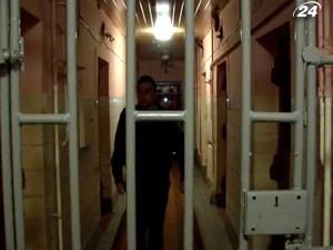 Проти трьох молодиків порушено 12 кримінальних справ за крадіжки Проти трьох молодиків порушено 12 кримінальних справ за крадіжки