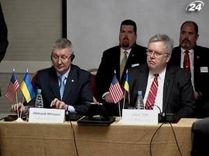 Задля безпеки проведення Євро-2012 закордонні компанії готові надати допомогу українським колегам Задля безпеки проведення Євро-2012 закордонні компанії готові надати допомогу українським колегам