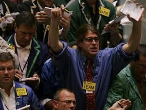 Ціни на нафту падають на тлі зміцнення курсу долара Ціни на нафту падають на тлі зміцнення курсу долара