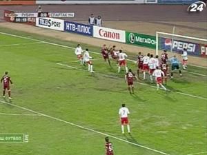 "Спартак-Нальчик" залишився на першому місці "Спартак-Нальчик" залишився на першому місці