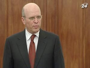 Крісел можуть позбутися судді Конституційного суду Крісел можуть позбутися судді Конституційного суду