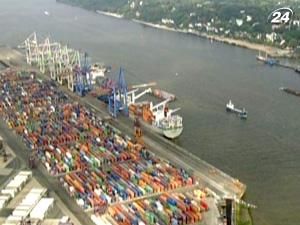 Гамбург - один з найбільших портів Європи Гамбург - один з найбільших портів Європи