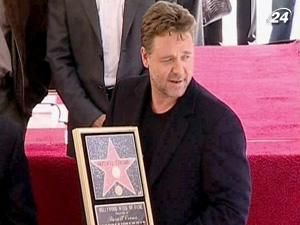 Алея слави Голлівуда поповнилося ще однією зіркою Алея слави Голлівуда поповнилося ще однією зіркою