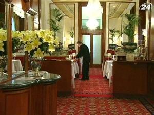 Ресторан Savini - місце, де можна насолодитися вишуканими винами та наїдками Ресторан Savini - місце, де можна насолодитися вишуканими винами та наїдками