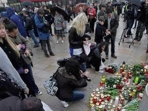 У Польщі продовжено жалобу У Польщі продовжено жалобу