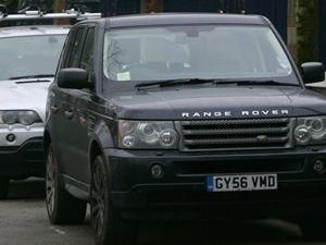 Британець забув тещу у машині і відправився у Францію Британець забув тещу у машині і відправився у Францію