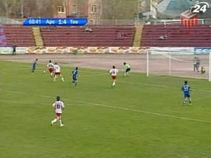 "Таврія" забила у ворота "Арсенала" 6 голів "Таврія" забила у ворота "Арсенала" 6 голів