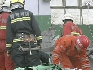 Кількість жертв землетрусу в Китаї перевищила 760 осіб Кількість жертв землетрусу в Китаї перевищила 760 осіб