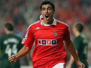 "Ман Сіті" планує замінити одного парагвайця на іншого "Ман Сіті" планує замінити одного парагвайця на іншого