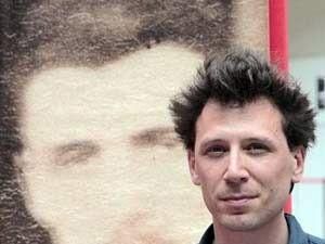 У Парижі виставлена єдина фотографія дорослого Рембо У Парижі виставлена єдина фотографія дорослого Рембо