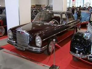 У Києві відкрилась виставка ретро-автомобілів У Києві відкрилась виставка ретро-автомобілів