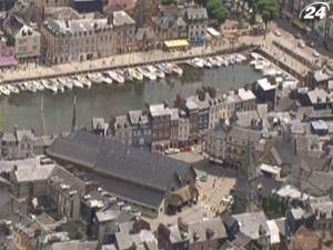 Онфлер, Довіль, Трувіль – міста Квітучого берега Онфлер, Довіль, Трувіль – міста Квітучого берега