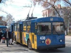 До Дня Незалежності у Кременчуці тролейбуси переобладнають в пересувні туалети