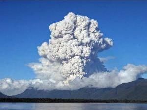 Вулкан в Ісландії завдав більше збитків ніж теракти 11 вересня Вулкан в Ісландії завдав більше збитків ніж теракти 11 вересня