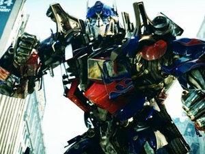 Режисер "Трансоформерів" запускає шоу про виживання Режисер "Трансоформерів" запускає шоу про виживання