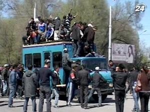 У Киргизстані відновилися зіткнення