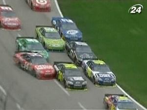 Дені Хемлін здобув 10 перемогу у кар’єрі Дені Хемлін здобув 10 перемогу у кар’єрі