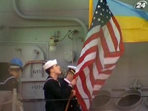 У Севастополь зайшов фрегат ВМС США У Севастополь зайшов фрегат ВМС США