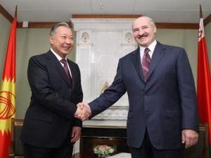 Курманбек Бакієв зрікся своєї відставки Курманбек Бакієв зрікся своєї відставки