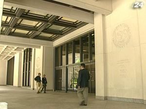 МВФ знизив оцінку загальних збитків від кризи на більш ніж 500 млрд. доларів МВФ знизив оцінку загальних збитків від кризи на більш ніж 500 млрд. доларів