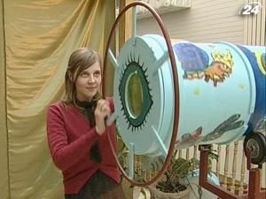 В Україні з'явився гігантський калейдоскоп, який потрапив до "Книги рекордів України" В Україні з'явився гігантський калейдоскоп, який потрапив до "Книги рекордів України"