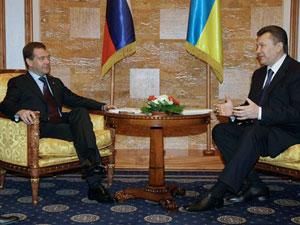 В Україні ініціюють національний рух проти харківської угоди Януковича та Медведєва