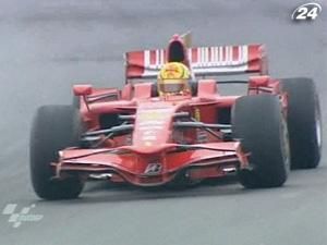 Президент "FIAT" спонукає Россі перебратись у "Ferrari" Президент "FIAT" спонукає Россі перебратись у "Ferrari"