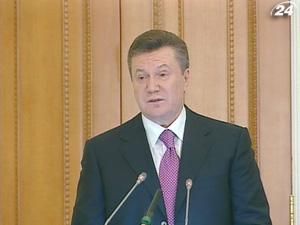 Янукович розкритикував попередників і пообіцяв врятувати "Нафтогаз" Янукович розкритикував попередників і пообіцяв врятувати "Нафтогаз"