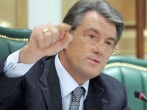 Ющенко заявив, що "краще палити соломою ніж втрачати святу незалежність" Ющенко заявив, що "краще палити соломою ніж втрачати святу незалежність"