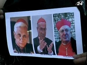 Мешканець штату Іллінойс подав до суду на Папу Римського Мешканець штату Іллінойс подав до суду на Папу Римського