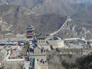 Китайський мільярдер пожертвував на благодійність весь свій статок Китайський мільярдер пожертвував на благодійність весь свій статок