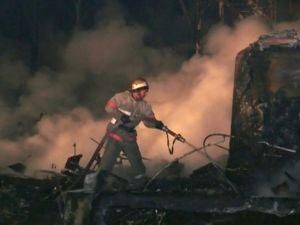 Дагестанські пожежники не можуть загасити пожежу на нафтобазі