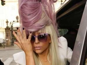 Lady Gaga зробить пластичну операцію