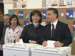 В Угорщині праві сили розгромили соціалістів В Угорщині праві сили розгромили соціалістів