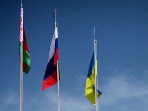 Більшість українців готові бути у союзі із Росією та Білорусією