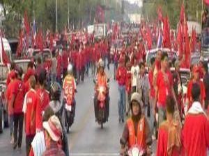 Навколо барикад в Бангкоку сконцентрувалися війська Навколо барикад в Бангкоку сконцентрувалися війська