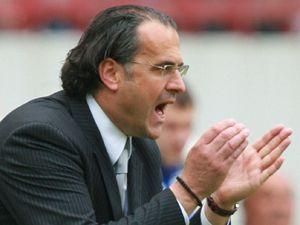 Божовіч очолив "Динамо" Божовіч очолив "Динамо"