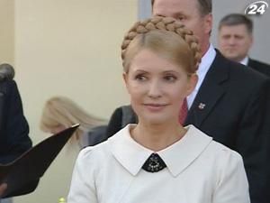 Азаров хоче притягнути Тимошенко до кримінальної відповідальності - 28 квітня 2010 - Телеканал новин 24