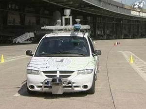 Вчені розробили систему керування автомобілем без рук Вчені розробили систему керування автомобілем без рук