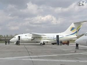 Новий реактивний пасажирський літак АН-158 здійснив перший політ Новий реактивний пасажирський літак АН-158 здійснив перший політ