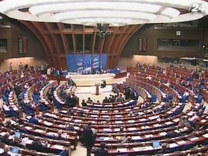 ПАРЄ призупиняє контакти з владою Білорусі ПАРЄ призупиняє контакти з владою Білорусі