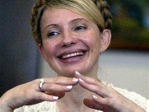 Тимошенко каже, що з димовими шашками "ще треба розібратись" Тимошенко каже, що з димовими шашками "ще треба розібратись"