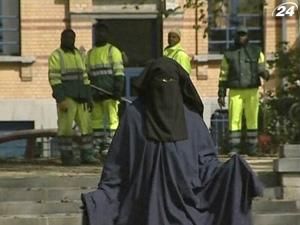 Amnesty International критикує Бельгію за заборону паранджі Amnesty International критикує Бельгію за заборону паранджі