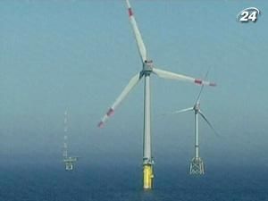 У Німеччині відкрилась перша офшорна вітряна електростанція У Німеччині відкрилась перша офшорна вітряна електростанція