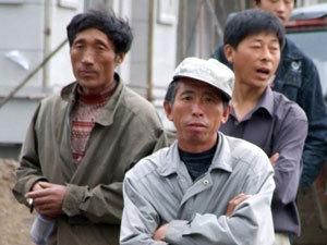 Мешканцям Пекіна заборонили купувати більше двох квартир на одну сім'ю 