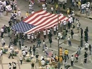 У великих містах США відбулися демонстрації і марші протесту