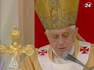 Папа Римський Бенедикт ХVI здійснив апостольський візит до Турина Папа Римський Бенедикт ХVI здійснив апостольський візит до Турина