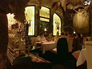 Ресторан Triton - поєднання традиційної чеської та сучасної міжнародної кухонь Ресторан Triton - поєднання традиційної чеської та сучасної міжнародної кухонь