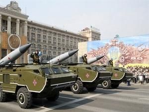 У Києві проходить репетиція параду до Дня Перемоги У Києві проходить репетиція параду до Дня Перемоги